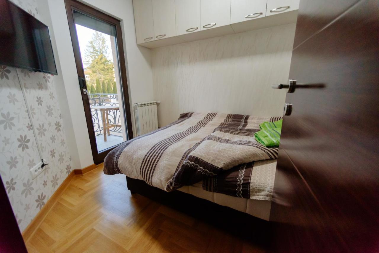 Krf 04 Apartment *