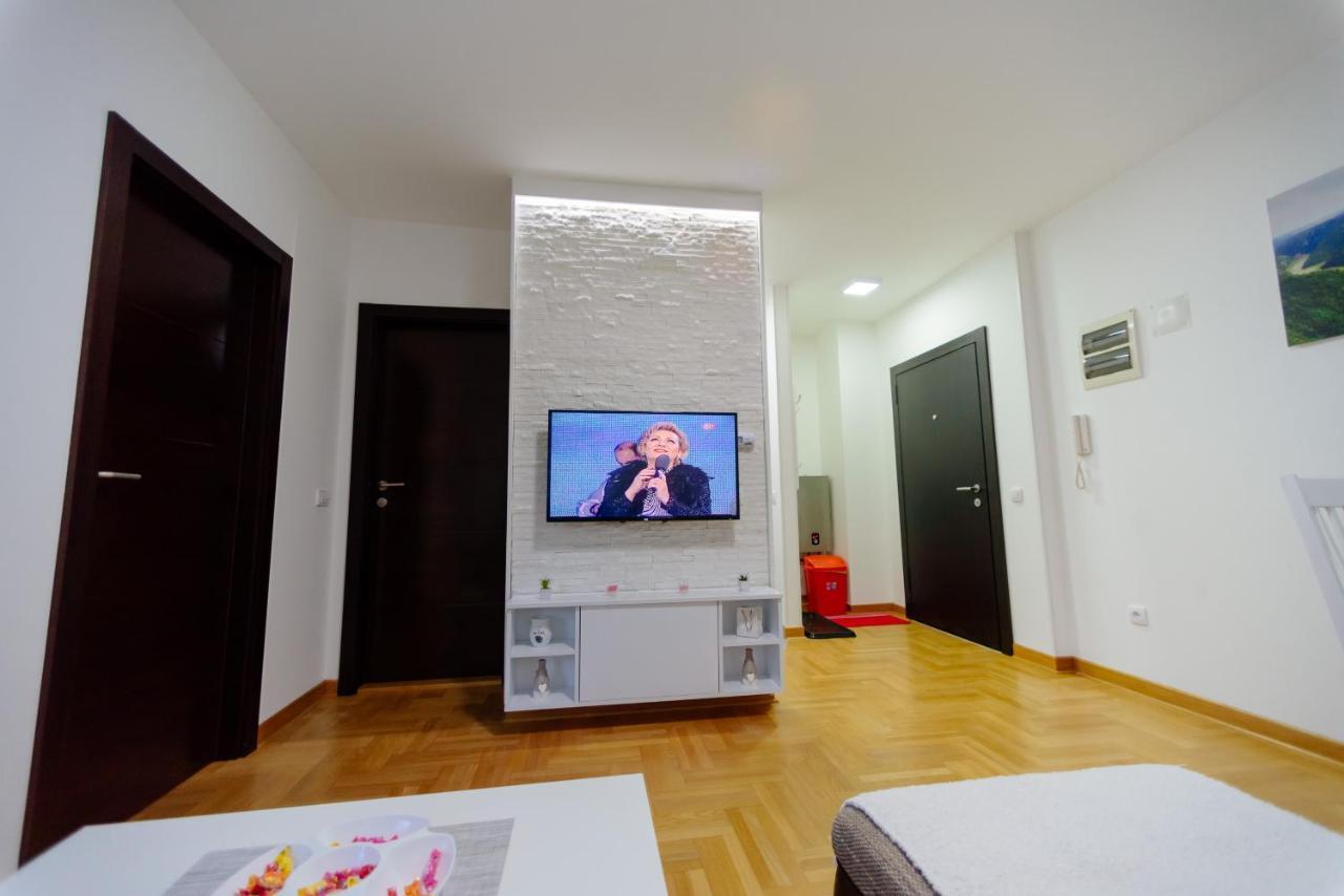 Krf 04 Apartment